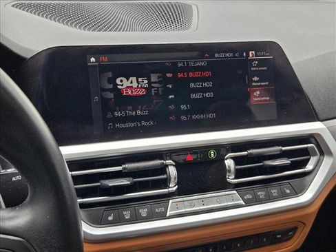 Used 2020 BMW 330i Sedan w/ Driving Assistance Package image 9