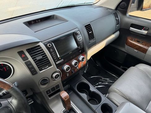 Used 2013 Toyota Tundra Platinum AWD/4WD image 24