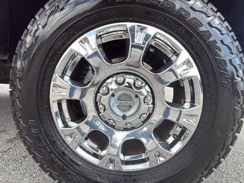 Used 2020 Ford F350 Lariat w/ Lariat Ultimate Package AWD/4WD image 36