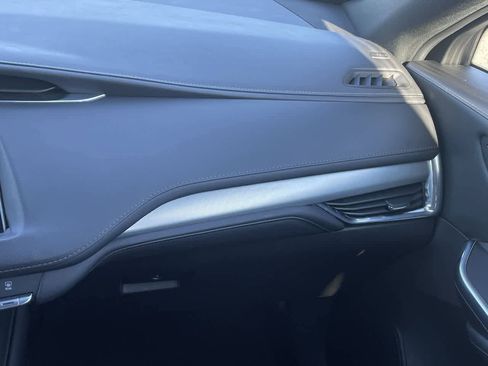 Certified 2023 Cadillac XT4 Premium Luxury w/ Technology Package image 16