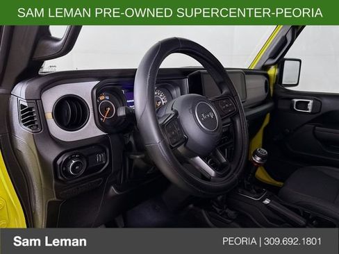 Used 2024 Jeep Wrangler Sport AWD/4WD image 9