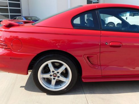 Used 1995 Ford Mustang GT RWD image 26