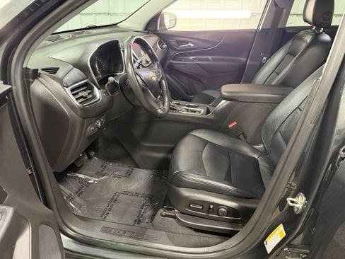 Used 2020 Chevrolet Equinox LT w/ Driver Convenience Package AWD/4WD image 7