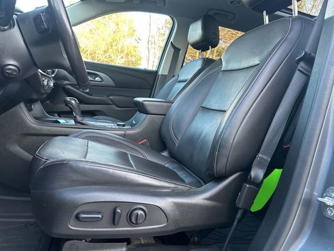 Certified 2019 Chevrolet Traverse Premier image 17