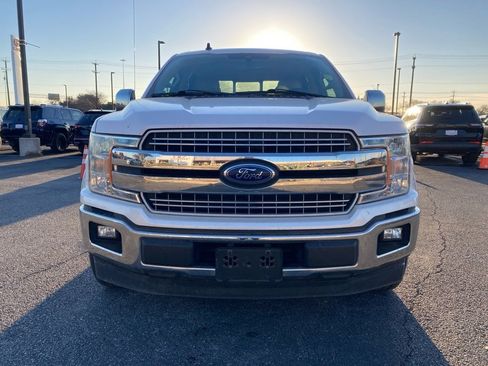 Used 2019 Ford F150 Lariat image 2