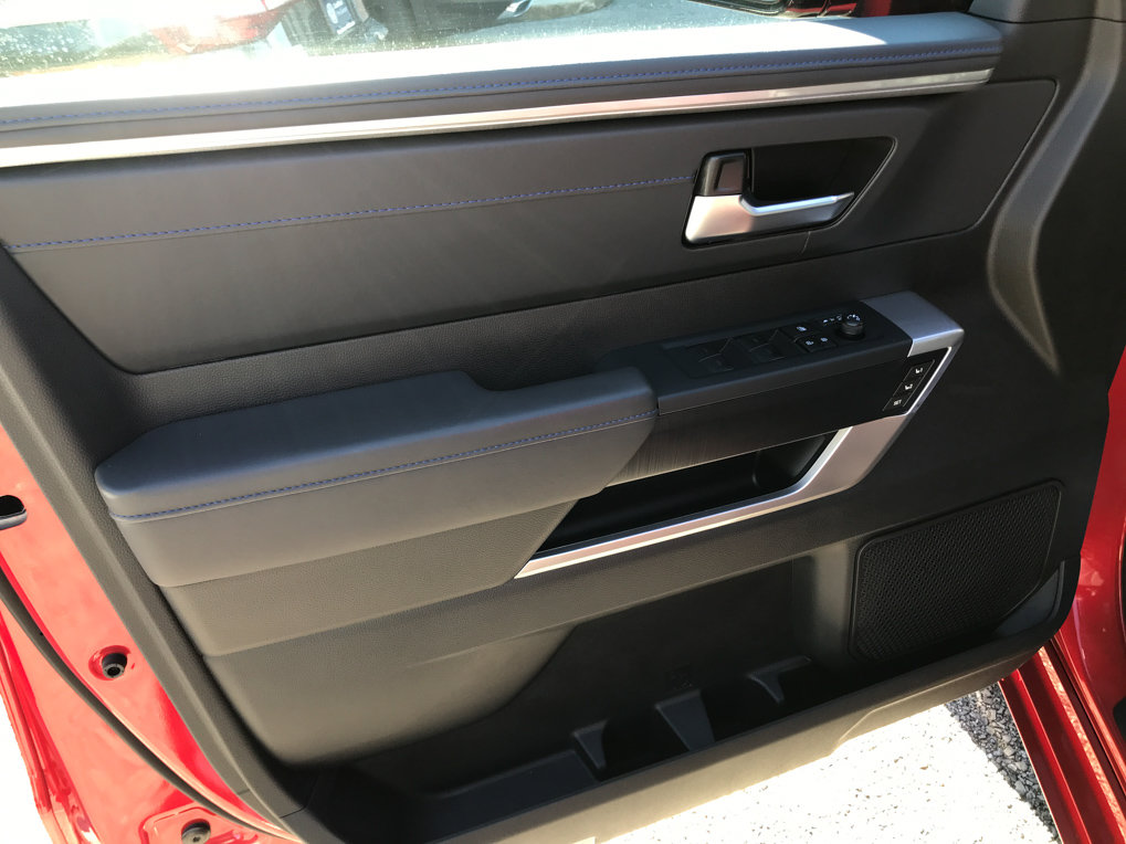Certified 2025 Toyota Sequoia Platinum AWD/4WD image 13