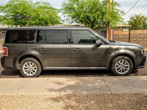 Used 2019 Ford Flex SE FWD image 6