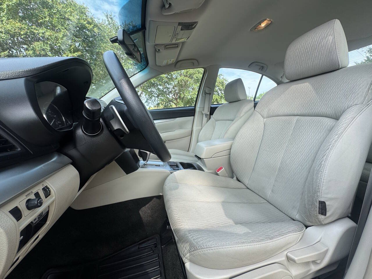 Used 2012 Subaru Legacy 2.5i AWD/4WD image 12
