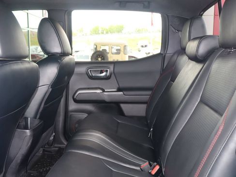 Used 2023 Toyota Tacoma TRD Pro AWD/4WD image 32