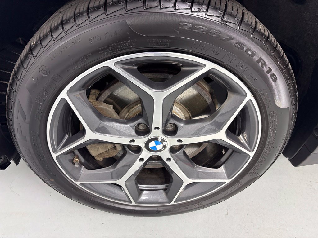 Used 2019 BMW X1 xDrive28i w/ Convenience Package AWD/4WD image 9