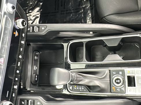 Used 2023 Kia Telluride SX image 30