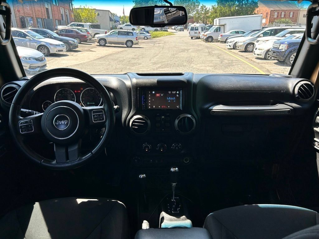 Used 2015 Jeep Wrangler Unlimited Sport w/ Quick Order Package 24S AWD/4WD image 19