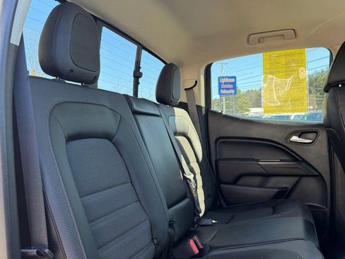 Used 2022 GMC Canyon AT4 w/ Trailering Package image 12