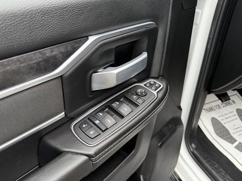 Used 2024 RAM 2500 Big Horn image 14