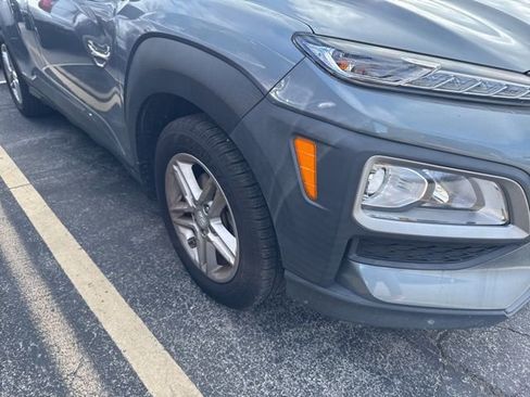 Used 2021 Hyundai Kona SE image 5