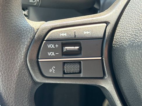 Used 2025 Honda Accord SE image 30