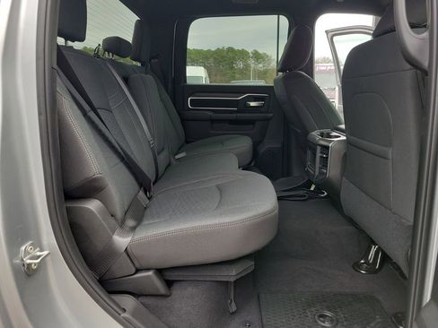 New 2026 RAM 2500 Big Horn AWD/4WD image 36