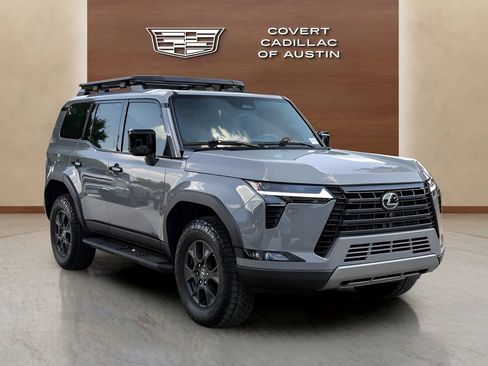 Used 2024 Lexus GX 550 AWD/4WD image 6