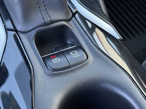 Used 2021 Toyota Corolla SE image 25