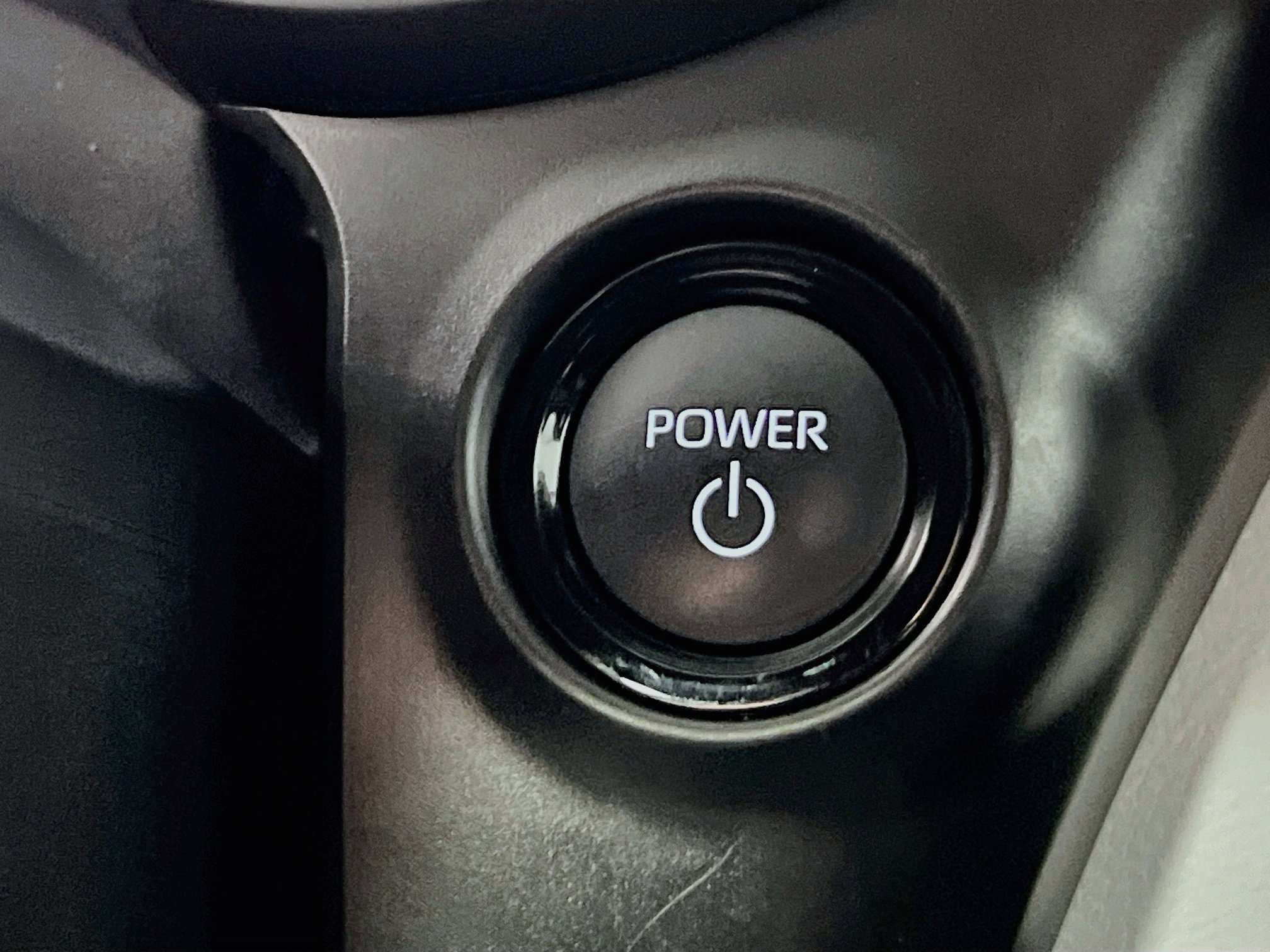 Used 2025 Toyota Sienna XLE w/ XLE Plus Package FWD image 23