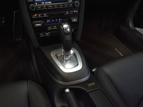 Used 2009 Porsche 911 Carrera image 16