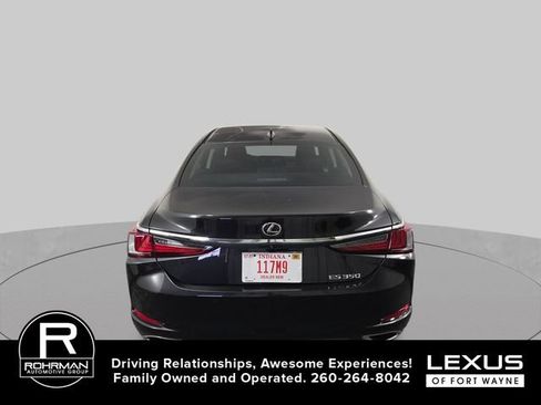 Used 2023 Lexus ES 350 w/ Premium Package FWD image 9
