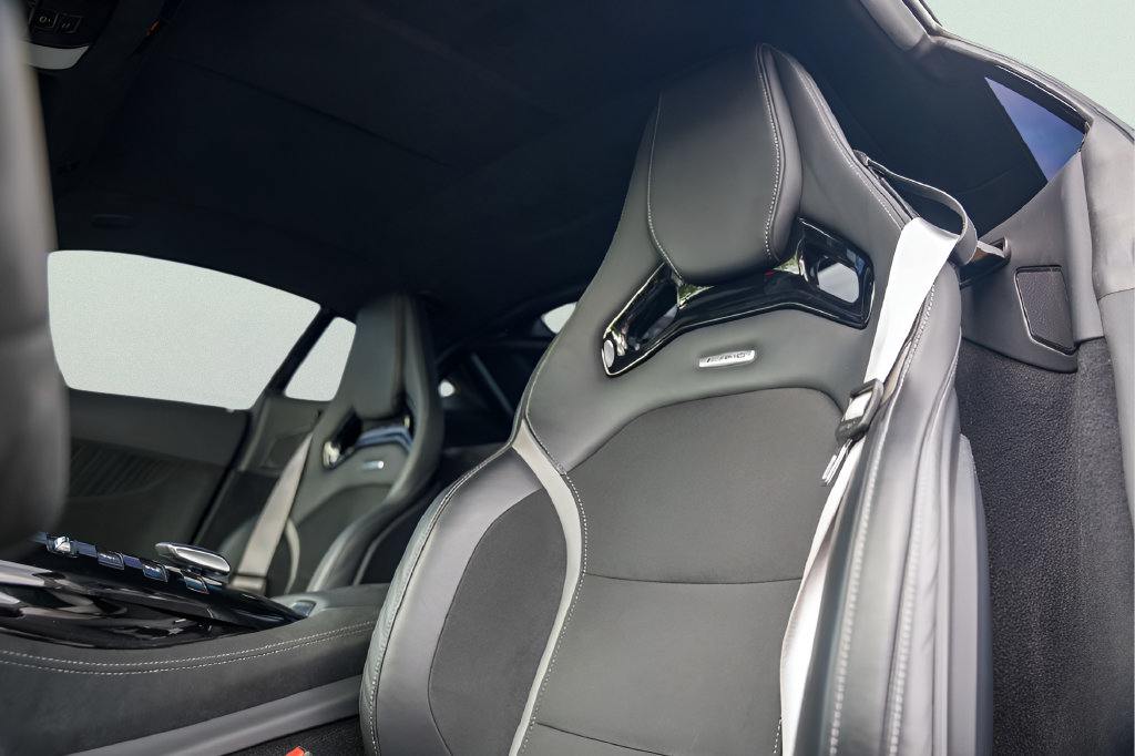 Used 2020 Mercedes-Benz AMG GT R image 23