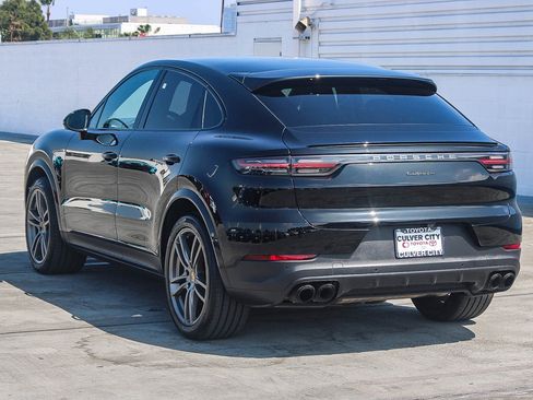 Used 2021 Porsche Cayenne Coupe AWD/4WD image 7