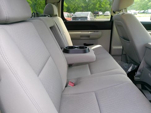 Used 2010 Chevrolet Silverado 2500 LT AWD/4WD image 28