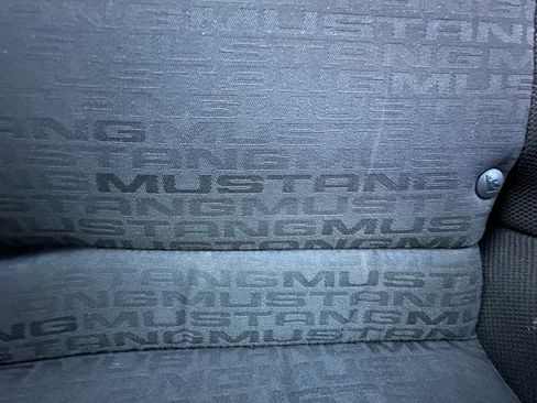 Used 2005 Ford Mustang Coupe image 45