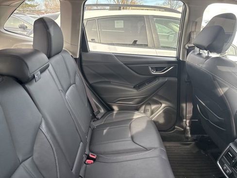Used 2019 Subaru Forester Limited image 10