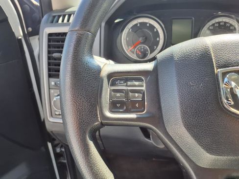 Used 2017 RAM 2500 Tradesman w/ Chrome Appearance Group AWD/4WD image 13