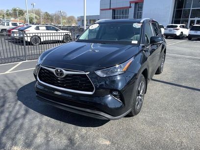 Used 2023 Toyota Highlander XLE