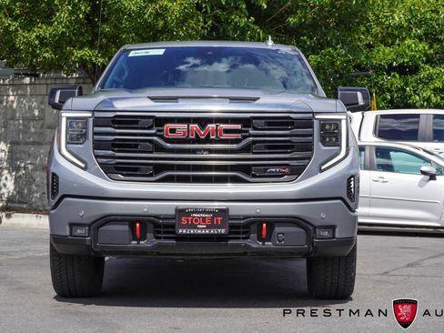 Used 2024 GMC Sierra 1500 AT4 w/ AT4 Premium Package AWD/4WD image 11
