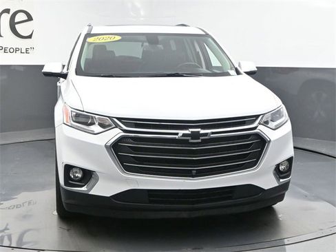 Used 2020 Chevrolet Traverse LT w/ LT Premium Package image 57