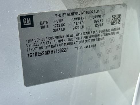 Used 2017 Chevrolet Cruze LT w/ Convenience Package FWD image 28