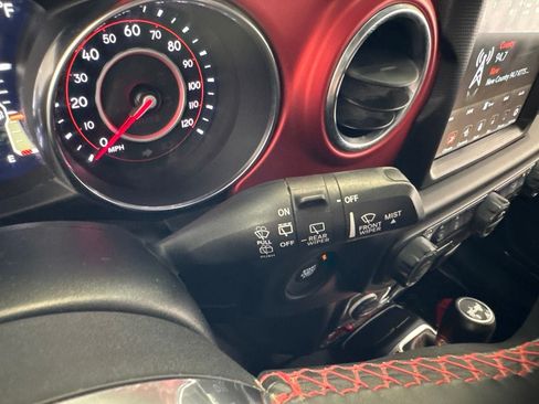 Used 2020 Jeep Wrangler Unlimited Rubicon AWD/4WD image 23