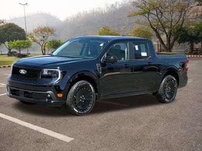 New 2025 Ford Maverick Lobo