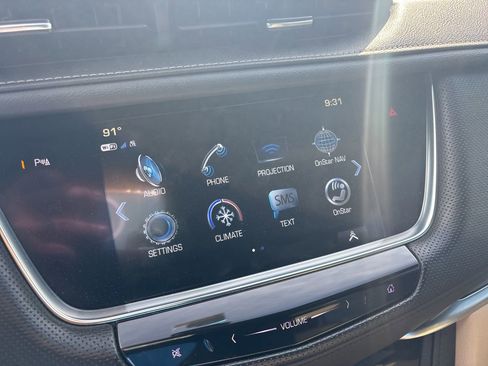 Used 2018 Cadillac XT5 FWD image 20