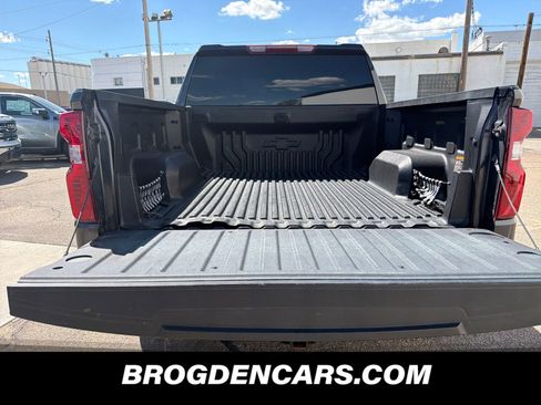 Used 2022 Chevrolet Silverado 1500 LT image 9