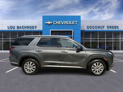 Used 2025 Hyundai Palisade SEL FWD image 9