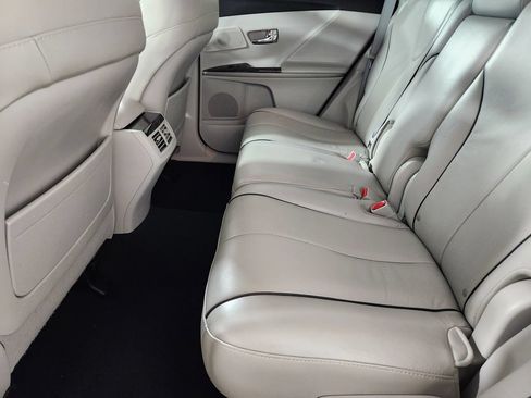 Used 2013 Toyota Venza XLE w/ XLE Premium Pkg AWD/4WD image 13