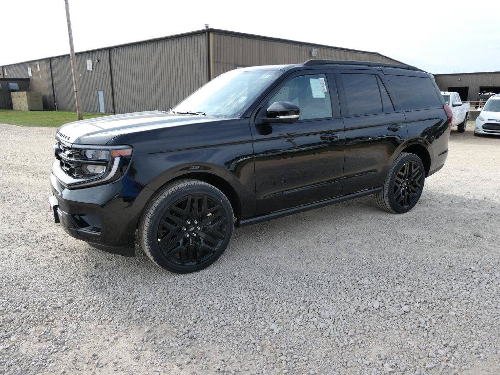 New 2027 Ford Expedition Platinum w/ Stealth Performance Package AWD/4WD image 8