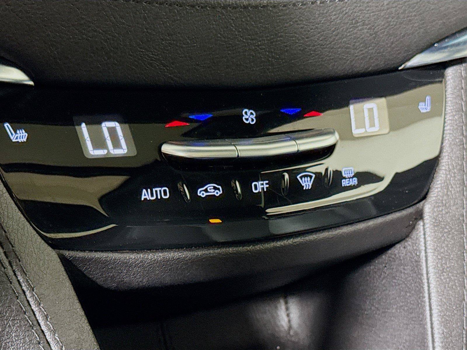 Used 2025 Cadillac XT5 Premium Luxury FWD image 14