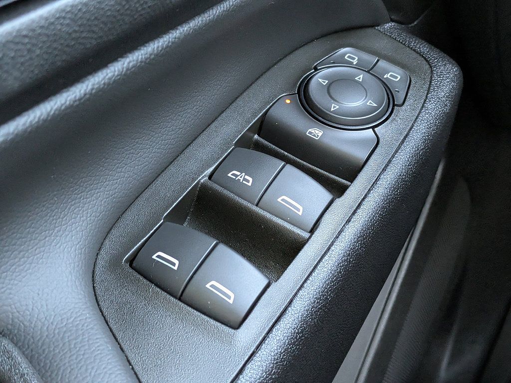Certified 2024 Chevrolet Equinox LT FWD image 49