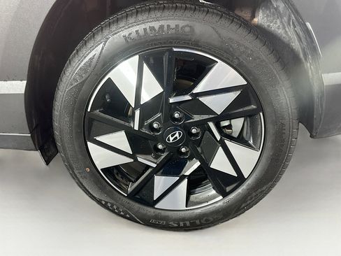 Used 2025 Hyundai Kona SEL image 11