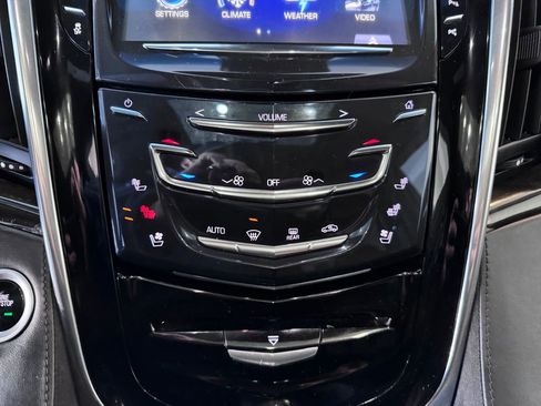 Used 2017 Cadillac Escalade ESV Platinum image 24