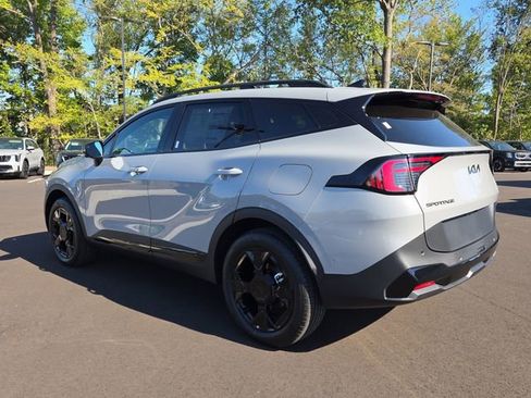 New 2026 Kia Sportage X-Line w/ X-Line Technology Package image 3