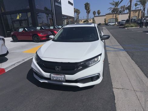 Used 2020 Honda Civic EX image 1