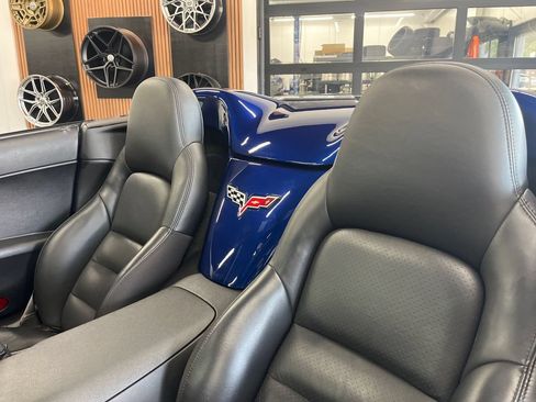 Used 2007 Chevrolet Corvette Convertible w/ Preferred Equipment Group RWD image 41